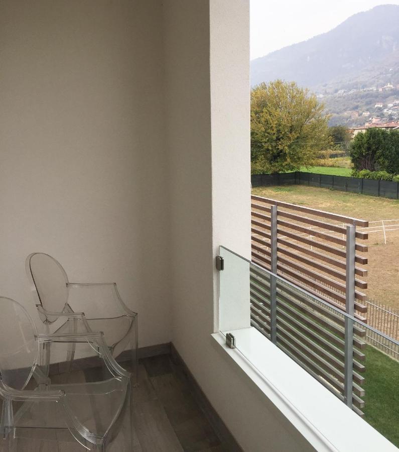 Art B&B Design Costa Volpino Exterior foto