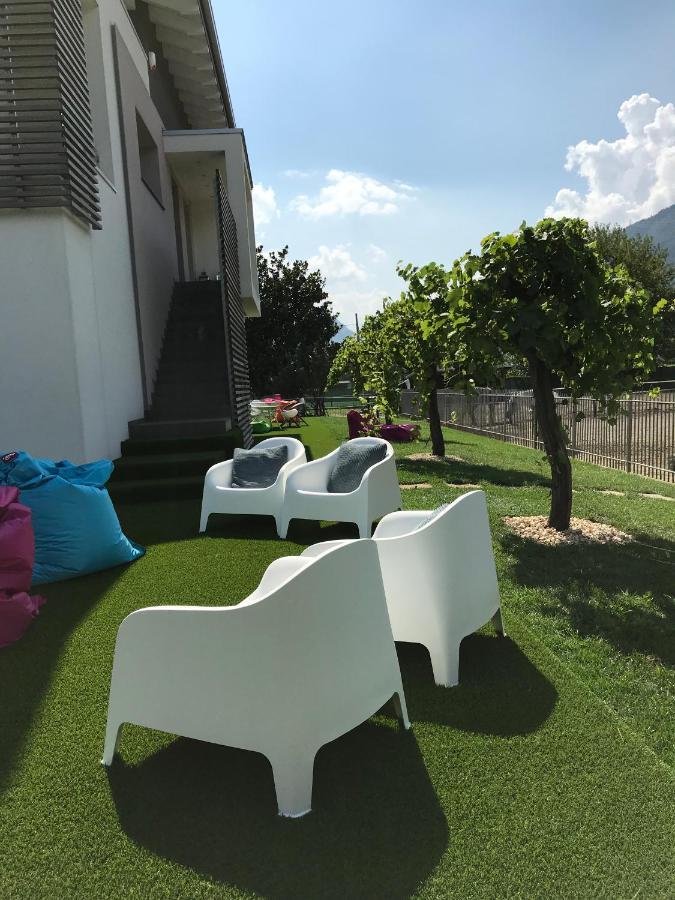 Art B&B Design Costa Volpino Exterior foto